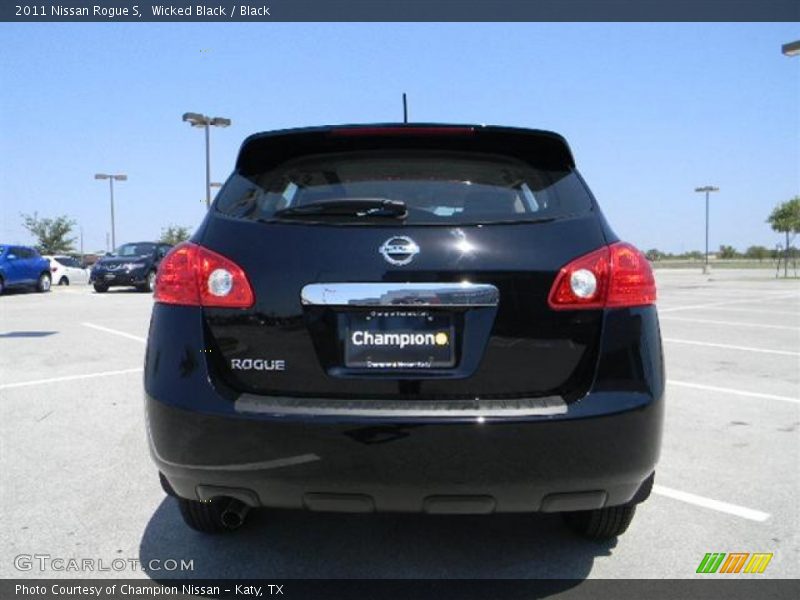 Wicked Black / Black 2011 Nissan Rogue S