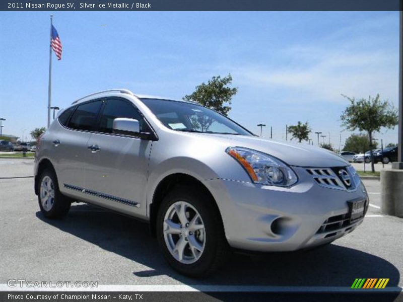 Silver Ice Metallic / Black 2011 Nissan Rogue SV