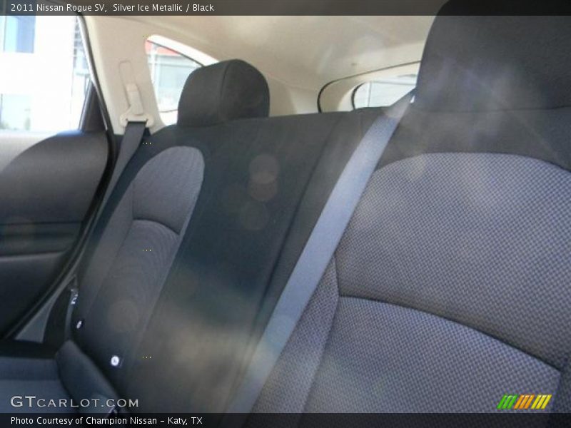 Silver Ice Metallic / Black 2011 Nissan Rogue SV