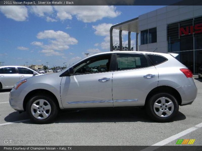 Silver Ice Metallic / Black 2011 Nissan Rogue S