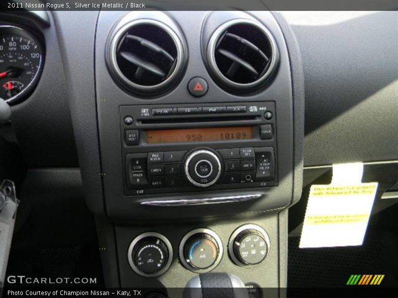 Silver Ice Metallic / Black 2011 Nissan Rogue S