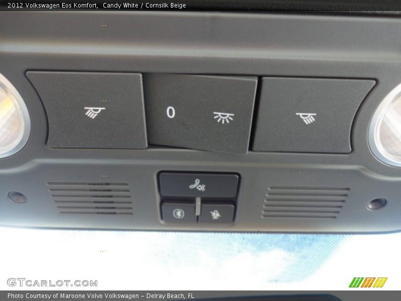 Candy White / Cornsilk Beige 2012 Volkswagen Eos Komfort