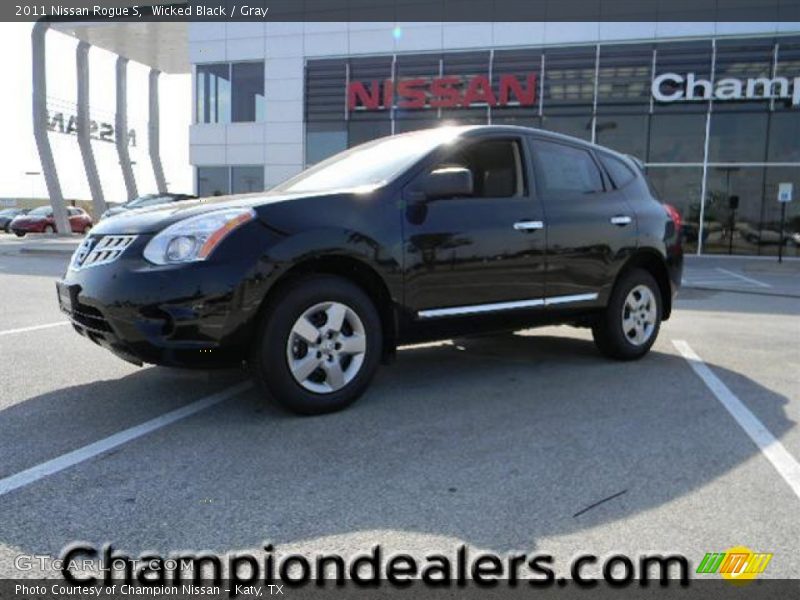 Wicked Black / Gray 2011 Nissan Rogue S