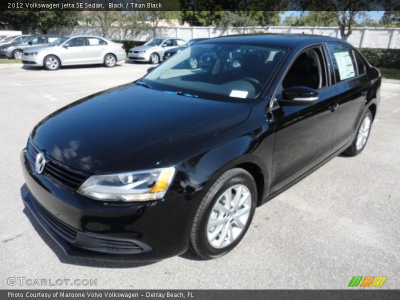 Black / Titan Black 2012 Volkswagen Jetta SE Sedan
