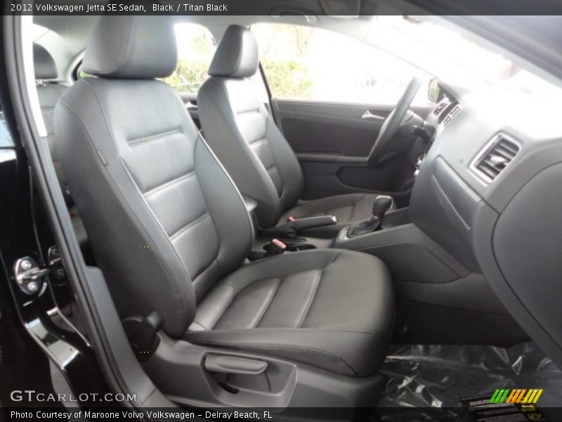 Black / Titan Black 2012 Volkswagen Jetta SE Sedan