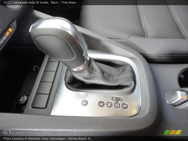 Black / Titan Black 2012 Volkswagen Jetta SE Sedan
