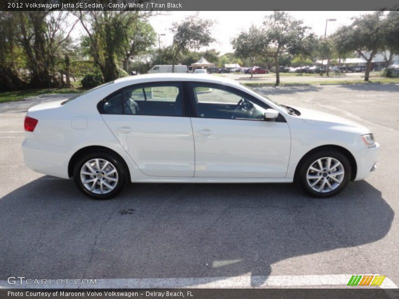 Candy White / Titan Black 2012 Volkswagen Jetta SE Sedan