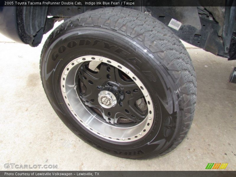 Custom Wheels of 2005 Tacoma PreRunner Double Cab