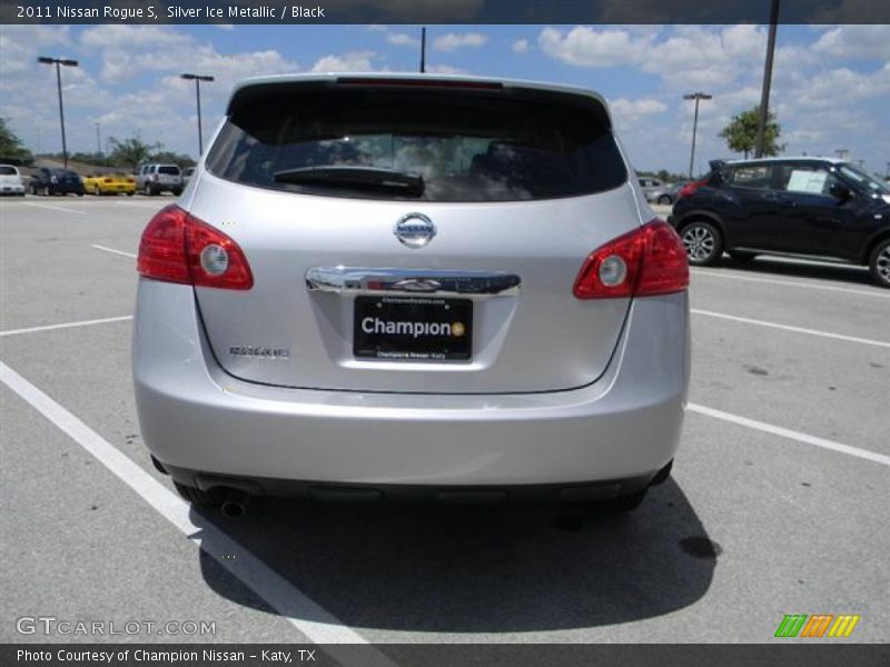 Silver Ice Metallic / Black 2011 Nissan Rogue S