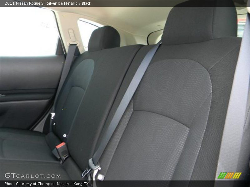 Silver Ice Metallic / Black 2011 Nissan Rogue S