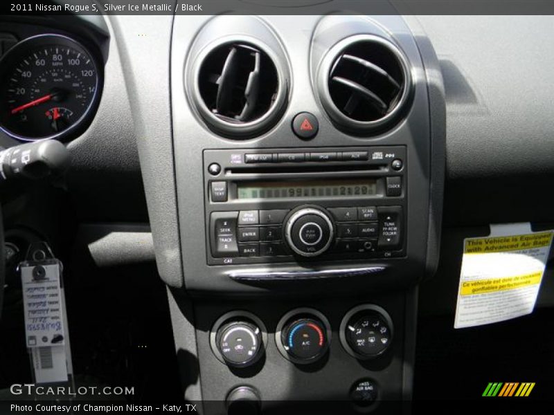 Silver Ice Metallic / Black 2011 Nissan Rogue S