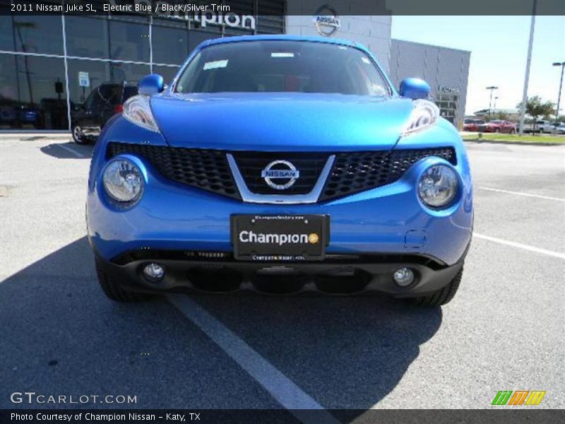 Electric Blue / Black/Silver Trim 2011 Nissan Juke SL