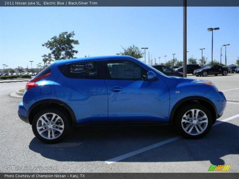 Electric Blue / Black/Silver Trim 2011 Nissan Juke SL