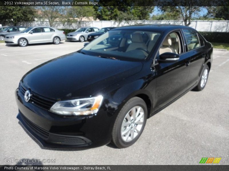 Black / Cornsilk Beige 2012 Volkswagen Jetta SE Sedan