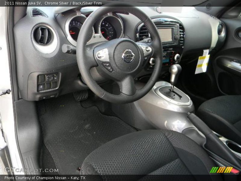 Chrome Silver / Black/Silver Trim 2011 Nissan Juke SV