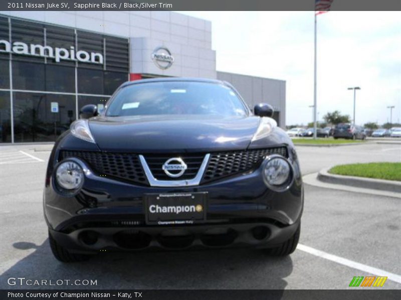 Sapphire Black / Black/Silver Trim 2011 Nissan Juke SV