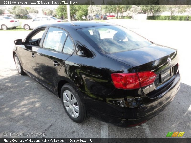 Black / Titan Black 2012 Volkswagen Jetta SE Sedan