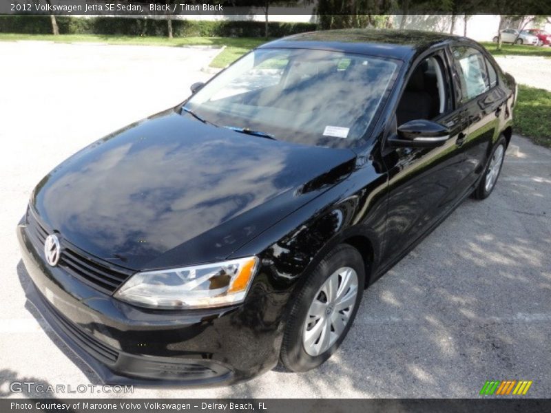 Black / Titan Black 2012 Volkswagen Jetta SE Sedan