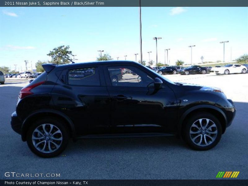 Sapphire Black / Black/Silver Trim 2011 Nissan Juke S