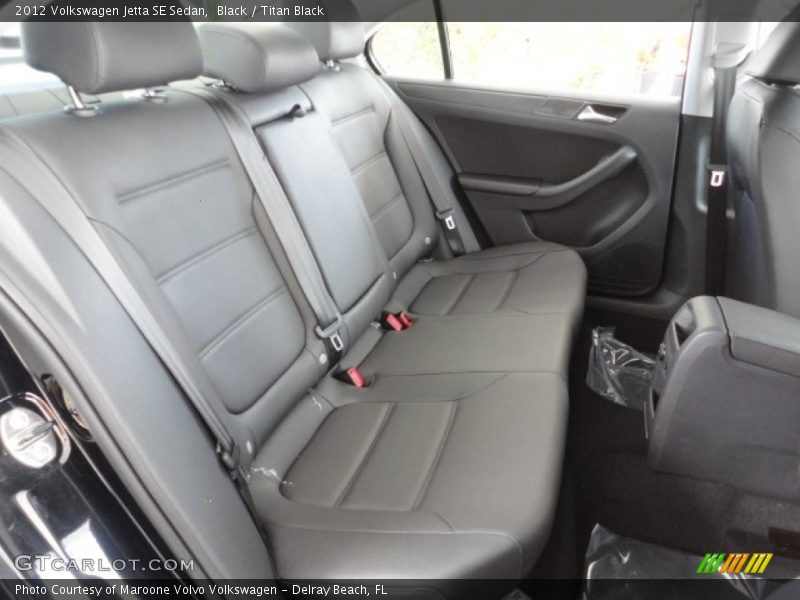Black / Titan Black 2012 Volkswagen Jetta SE Sedan