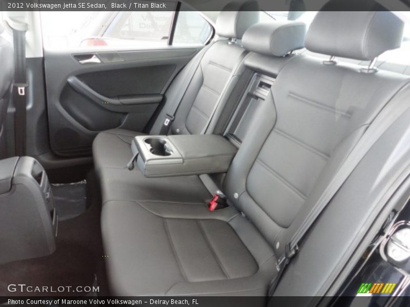 Black / Titan Black 2012 Volkswagen Jetta SE Sedan