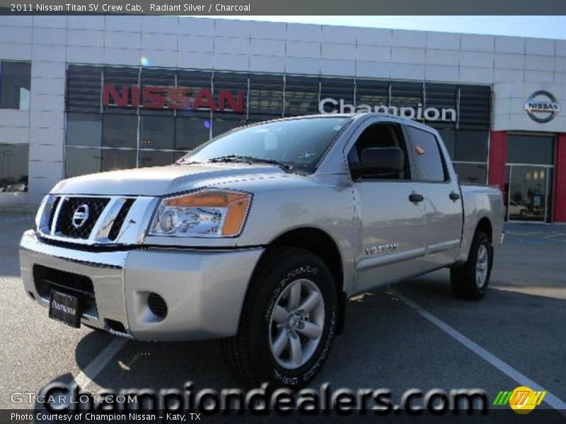 Radiant Silver / Charcoal 2011 Nissan Titan SV Crew Cab
