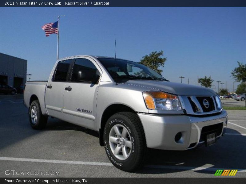 Radiant Silver / Charcoal 2011 Nissan Titan SV Crew Cab