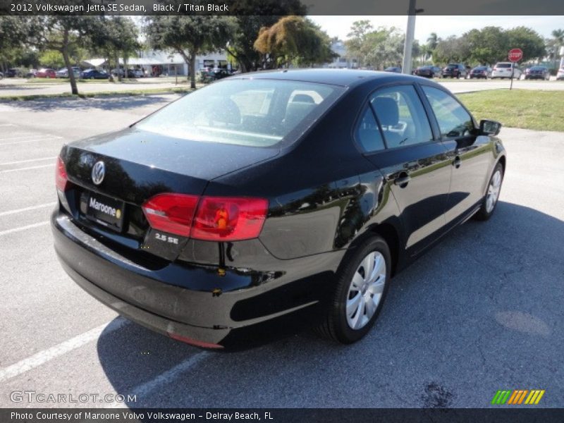 Black / Titan Black 2012 Volkswagen Jetta SE Sedan