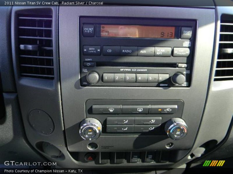 Radiant Silver / Charcoal 2011 Nissan Titan SV Crew Cab