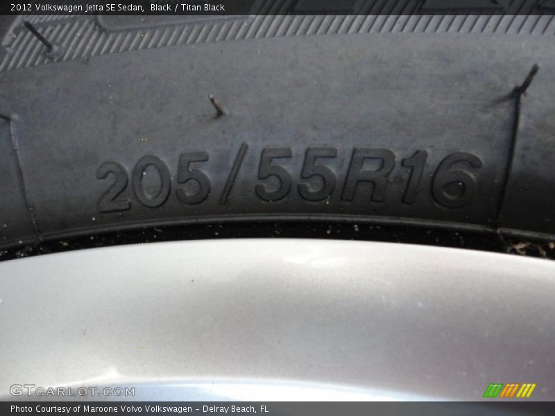 Black / Titan Black 2012 Volkswagen Jetta SE Sedan
