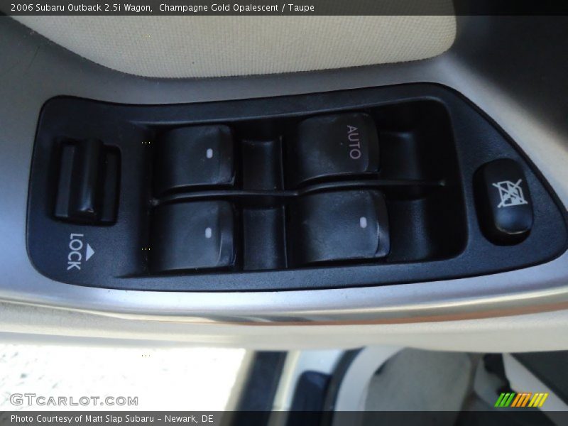 Champagne Gold Opalescent / Taupe 2006 Subaru Outback 2.5i Wagon