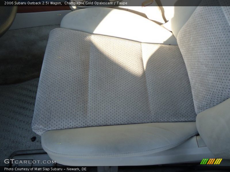 Champagne Gold Opalescent / Taupe 2006 Subaru Outback 2.5i Wagon