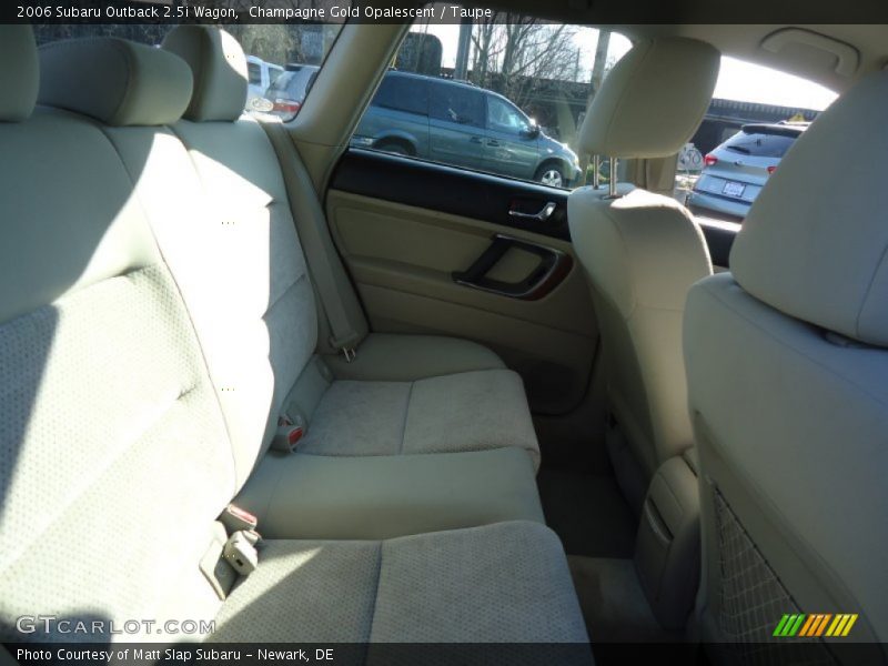 Champagne Gold Opalescent / Taupe 2006 Subaru Outback 2.5i Wagon