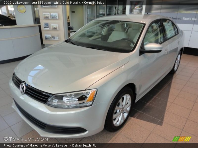 White Gold Metallic / Cornsilk Beige 2012 Volkswagen Jetta SE Sedan