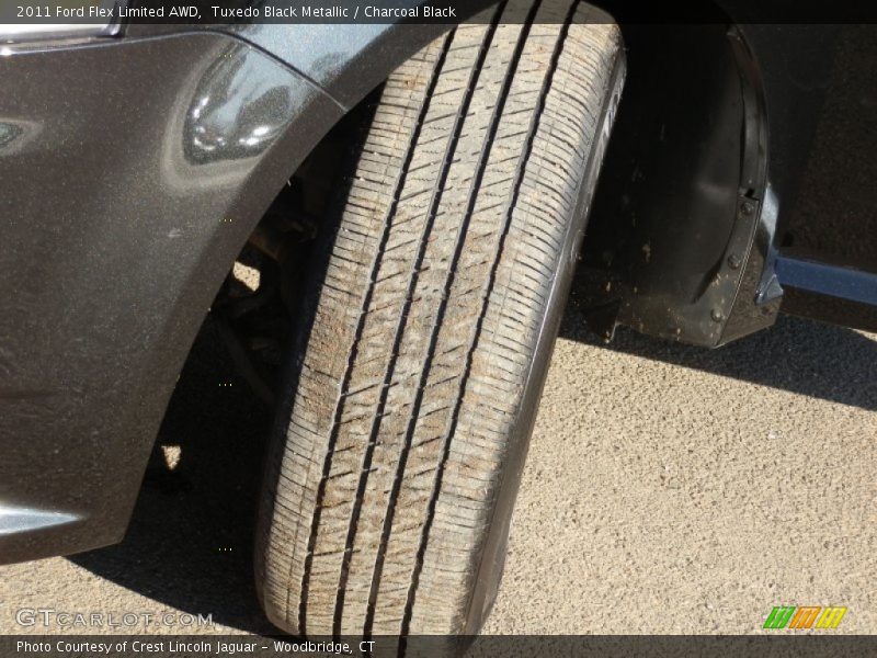 Tuxedo Black Metallic / Charcoal Black 2011 Ford Flex Limited AWD