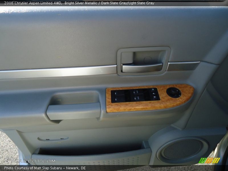 Bright Silver Metallic / Dark Slate Gray/Light Slate Gray 2008 Chrysler Aspen Limited 4WD