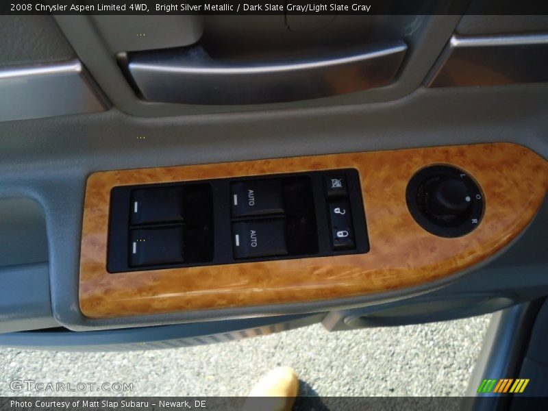 Bright Silver Metallic / Dark Slate Gray/Light Slate Gray 2008 Chrysler Aspen Limited 4WD