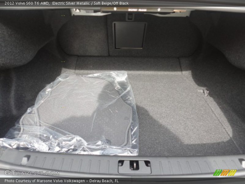 Electric Silver Metallic / Soft Beige/Off Black 2012 Volvo S60 T6 AWD
