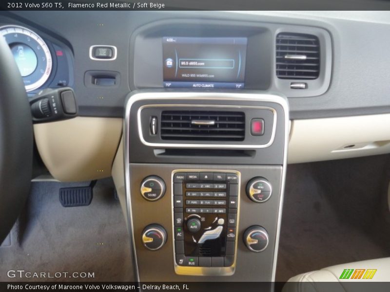 Flamenco Red Metallic / Soft Beige 2012 Volvo S60 T5
