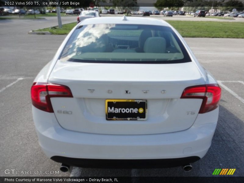 Ice White / Soft Beige 2012 Volvo S60 T5
