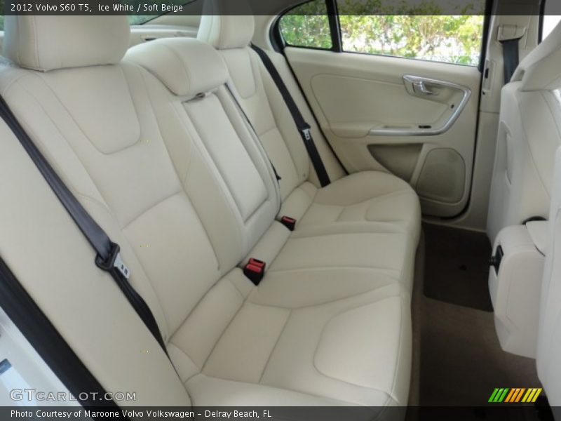 Ice White / Soft Beige 2012 Volvo S60 T5