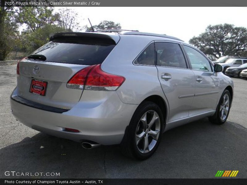 Classic Silver Metallic / Gray 2010 Toyota Venza V6