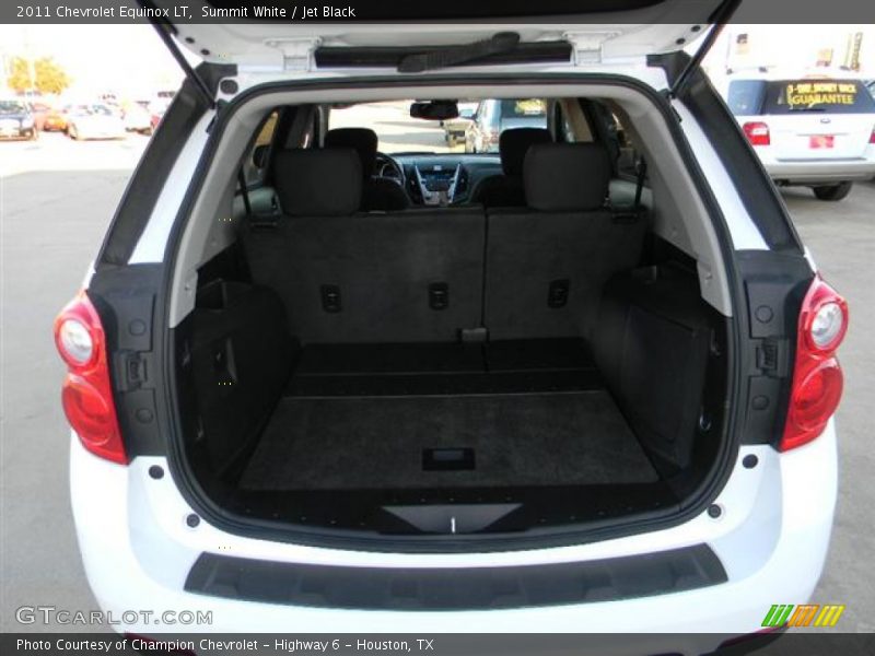 Summit White / Jet Black 2011 Chevrolet Equinox LT
