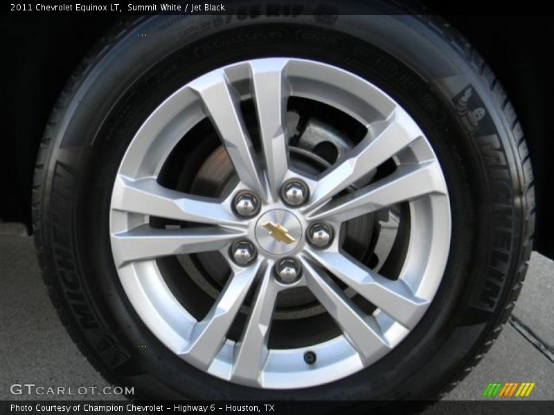 Summit White / Jet Black 2011 Chevrolet Equinox LT