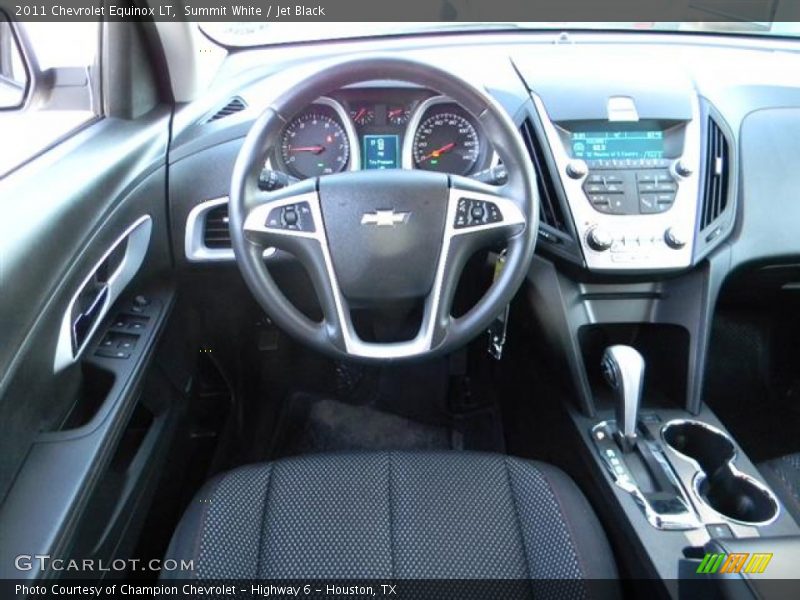 Summit White / Jet Black 2011 Chevrolet Equinox LT