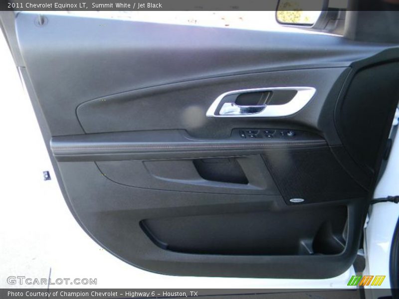 Summit White / Jet Black 2011 Chevrolet Equinox LT