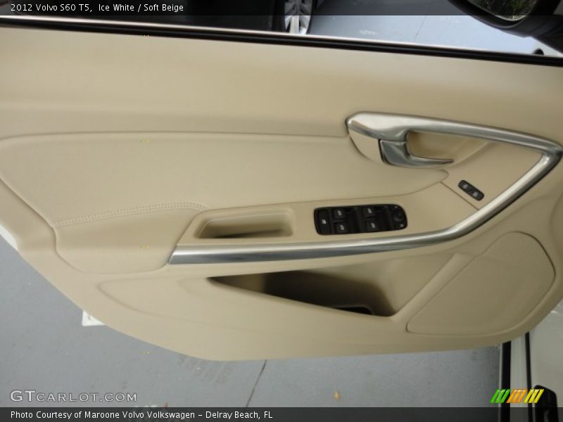 Ice White / Soft Beige 2012 Volvo S60 T5