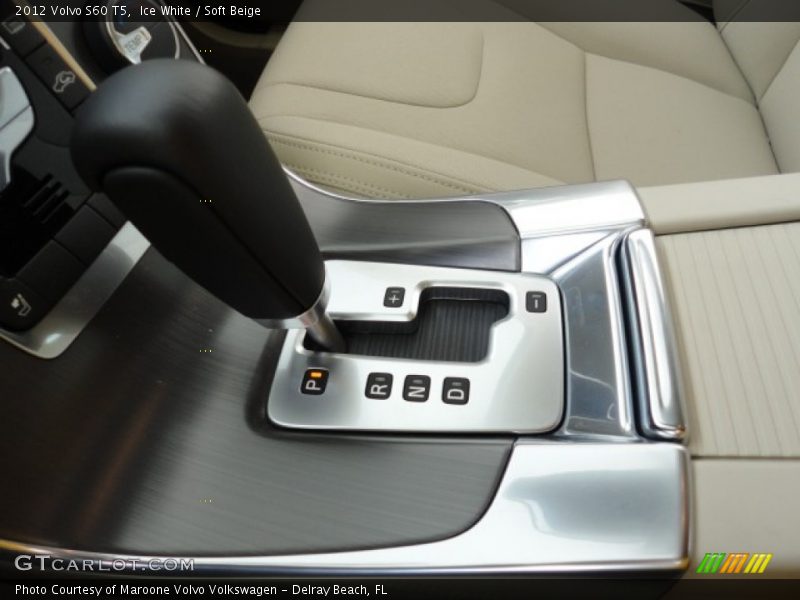 Ice White / Soft Beige 2012 Volvo S60 T5