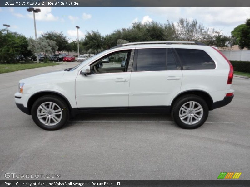 Ice White / Beige 2012 Volvo XC90 3.2