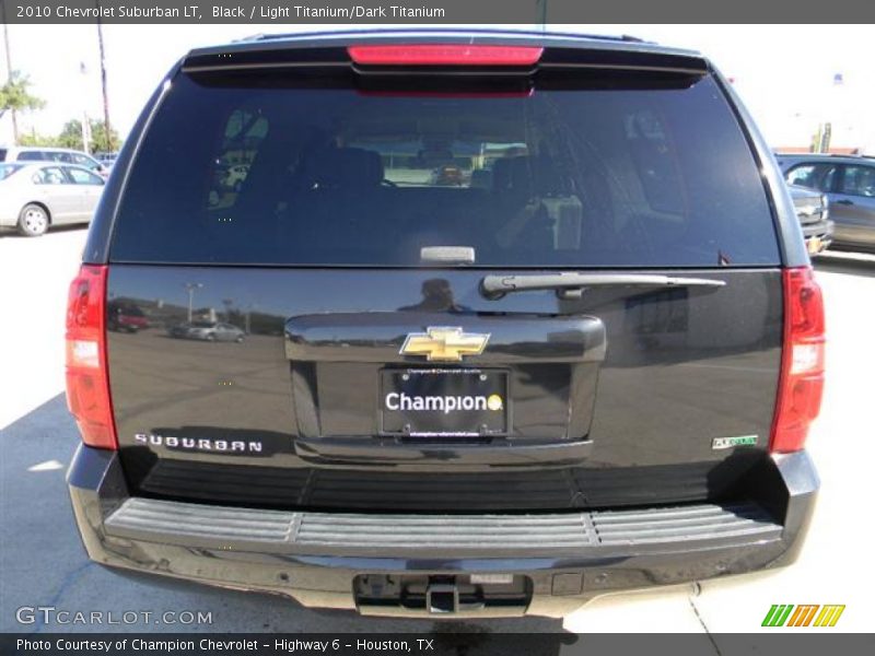 Black / Light Titanium/Dark Titanium 2010 Chevrolet Suburban LT
